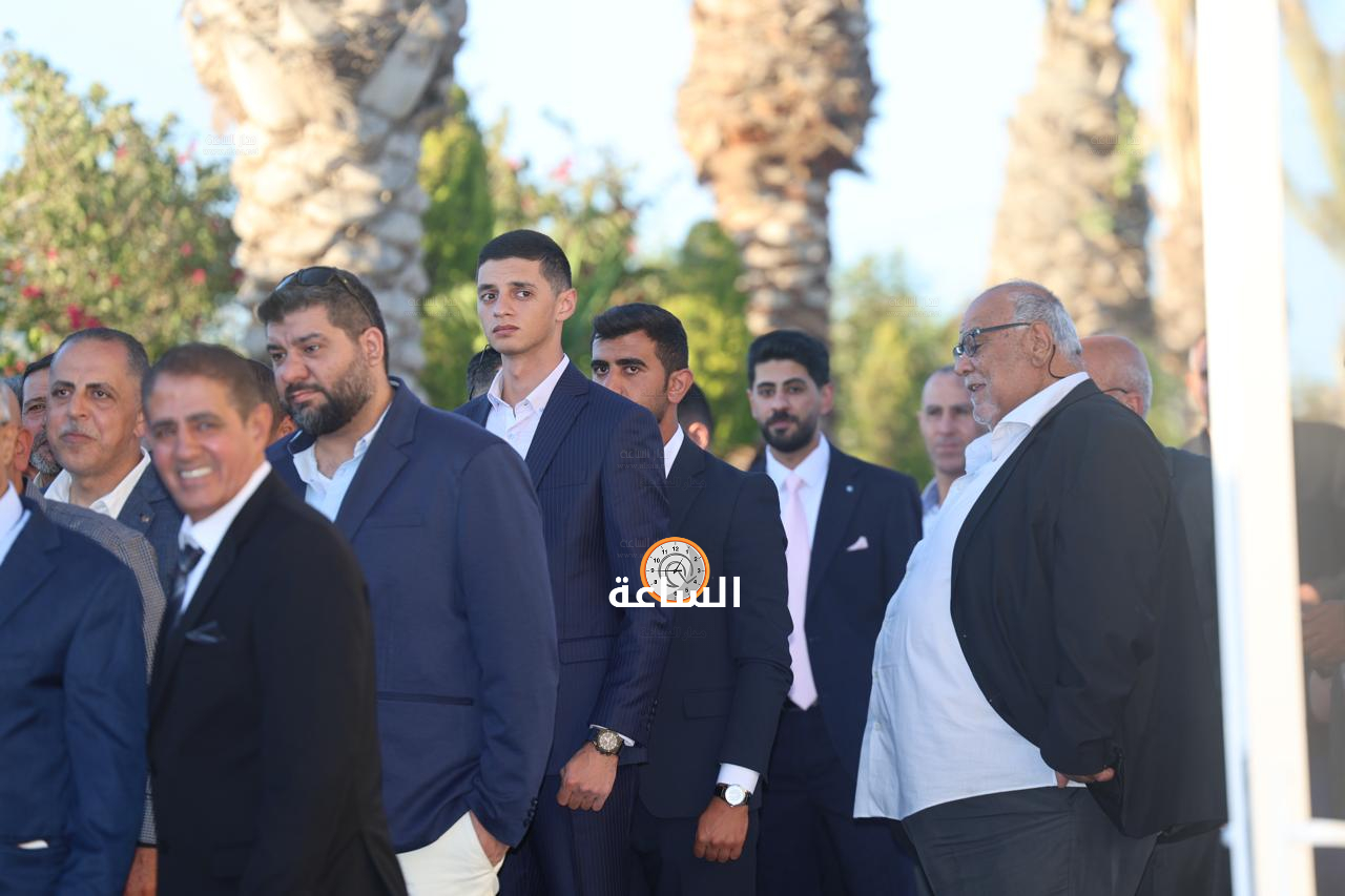 Madar Al-Saa Images 0.41226757374224166