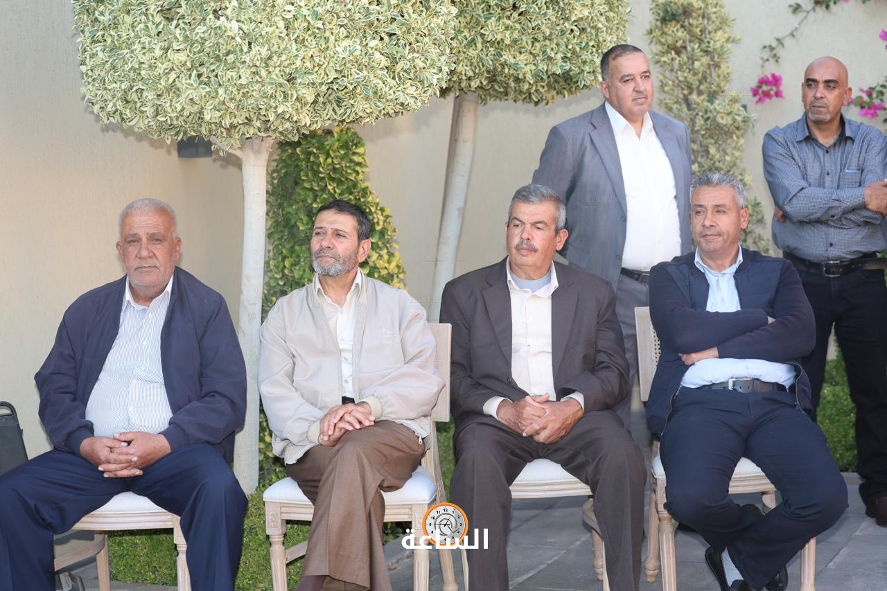 Madar Al-Saa Images 0.4011030256750826