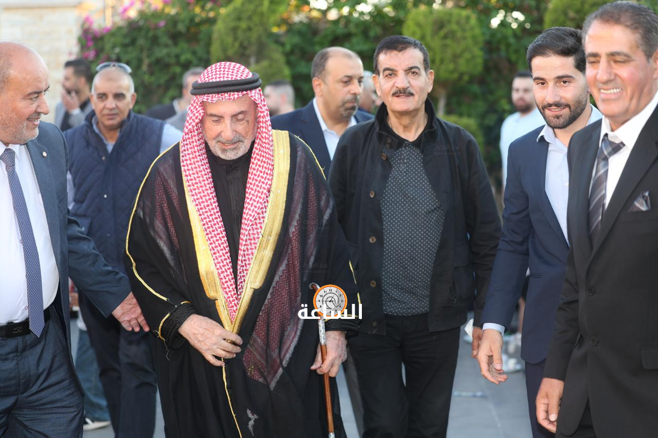 Madar Al-Saa Images 0.4977855379173005