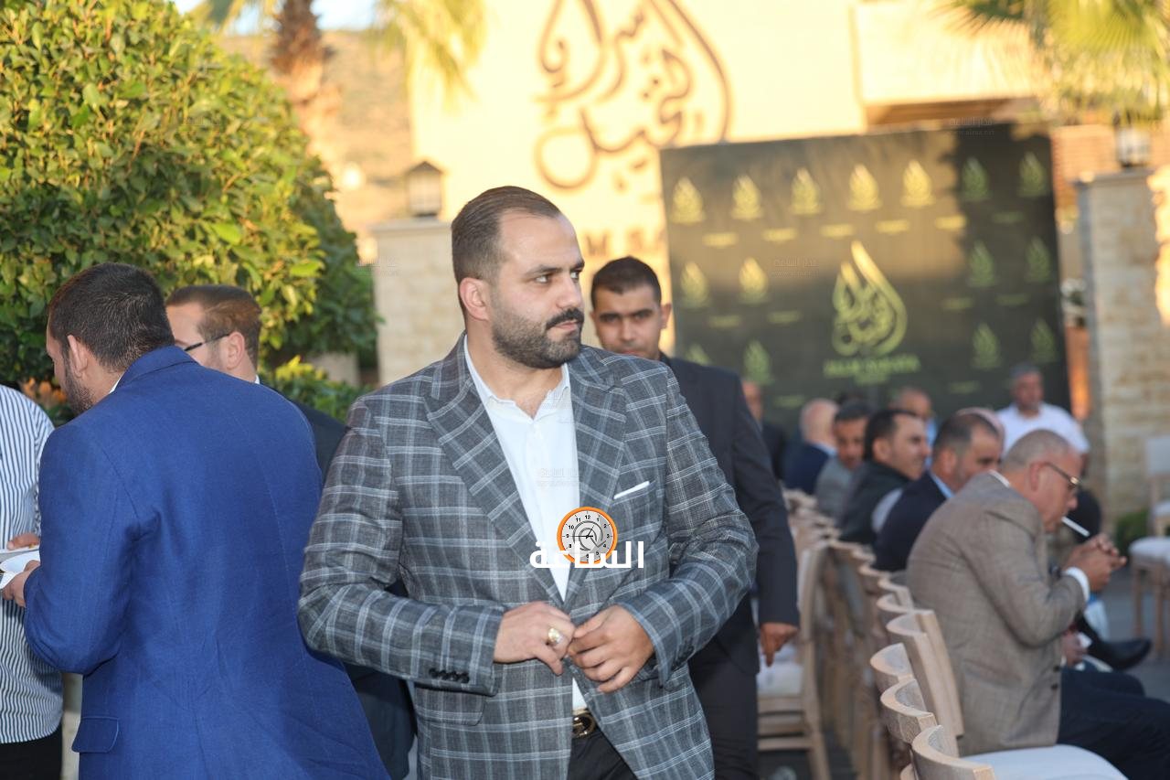 Madar Al-Saa Images 0.2620771106124935