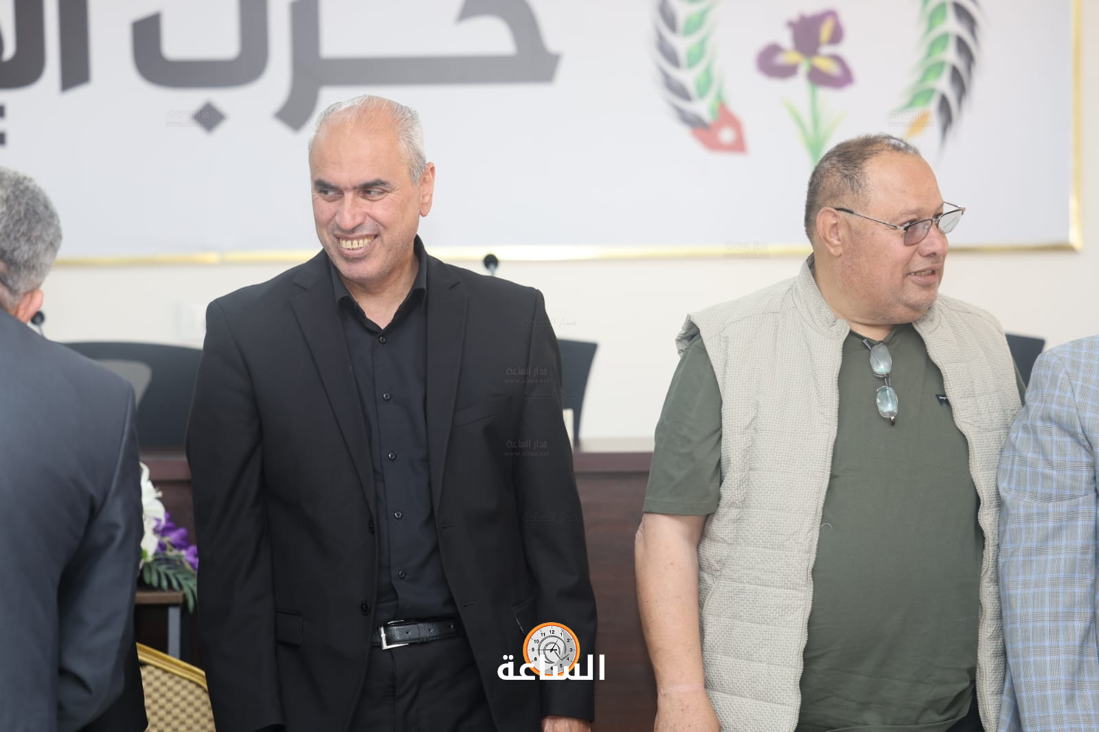 Madar Al-Saa Images 0.62461456171034