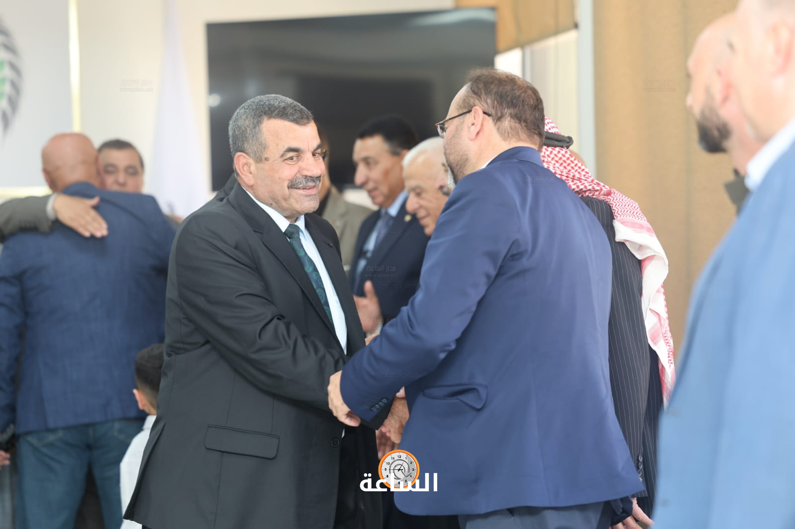 Madar Al-Saa Images 0.36809813532302194