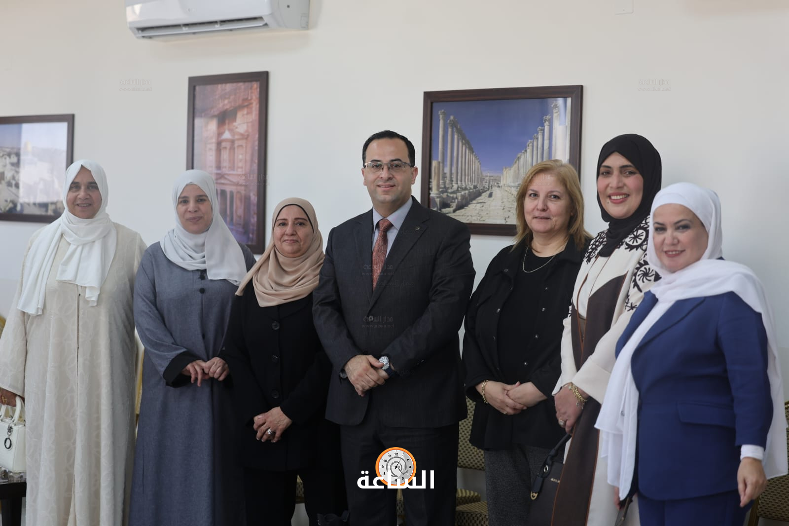 Madar Al-Saa Images 0.22261856462124185