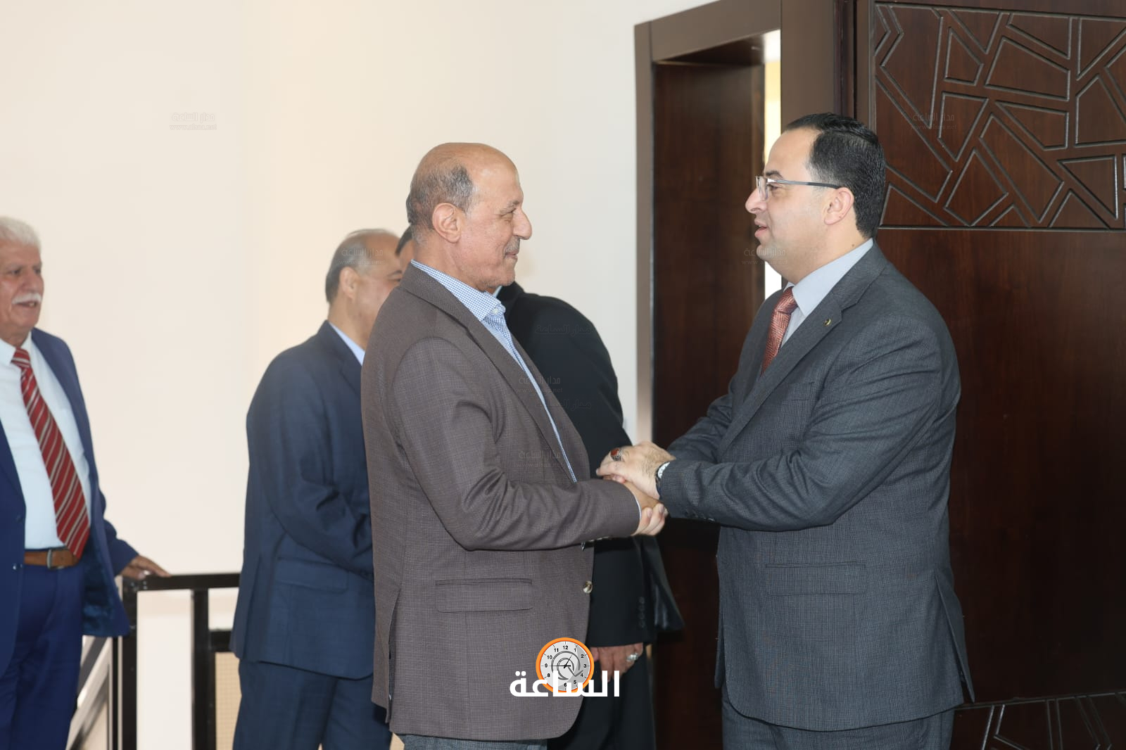 Madar Al-Saa Images 0.015057907356535671