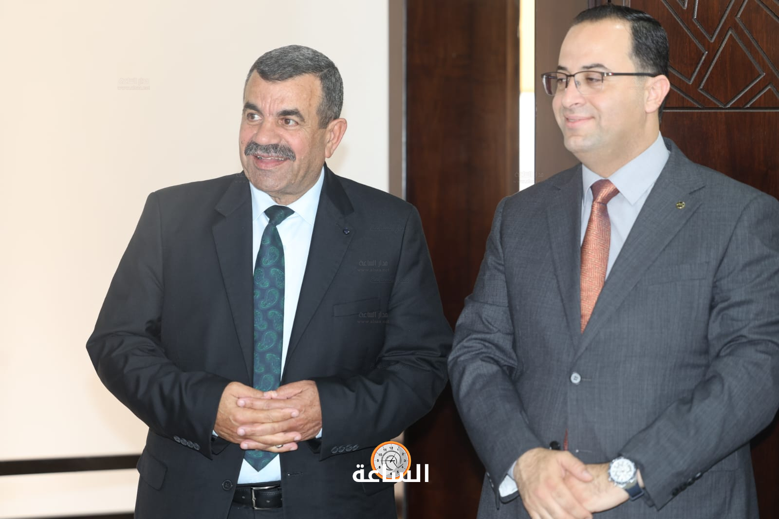Madar Al-Saa Images 0.4340457832080564