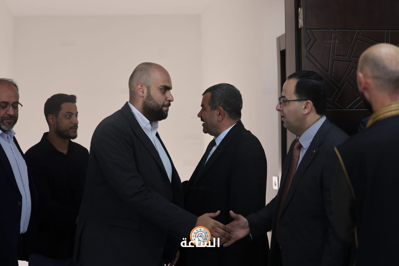 Madar Al-Saa Images 0.7795100973944065