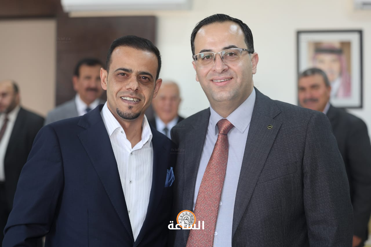 Madar Al-Saa Images 0.4552498840999807