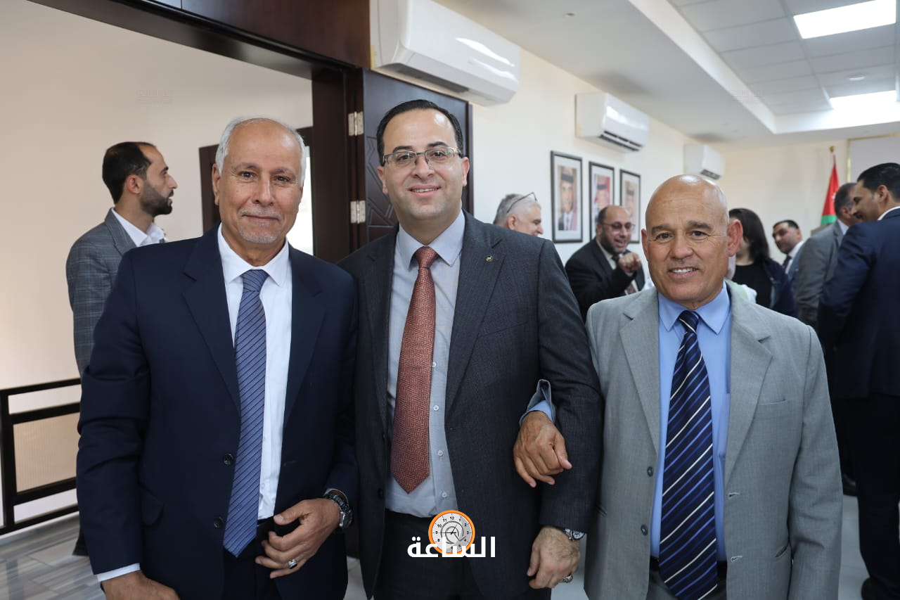 Madar Al-Saa Images 0.3620160270680427