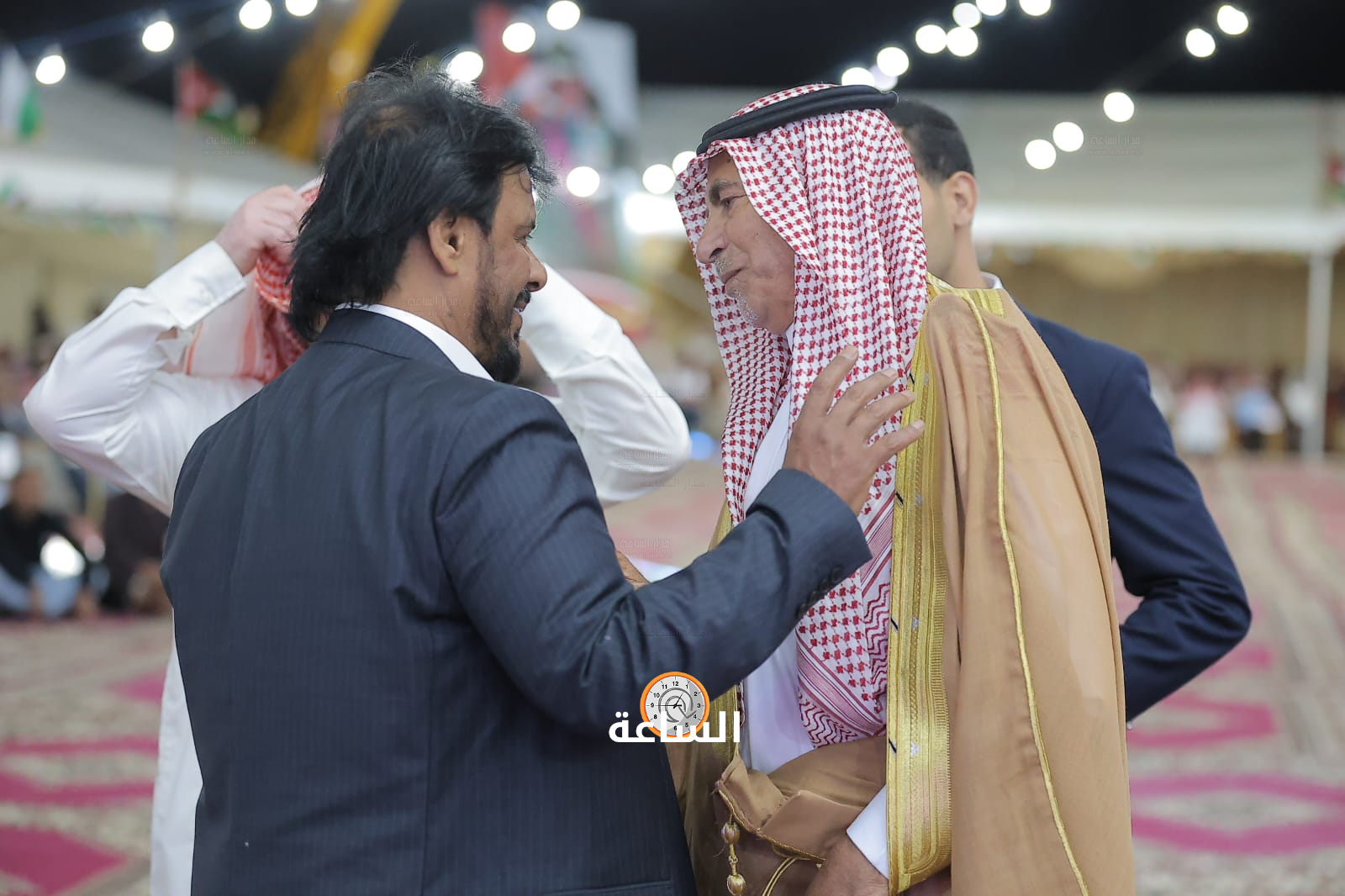 Madar Al-Saa Images 0.9170101935231362
