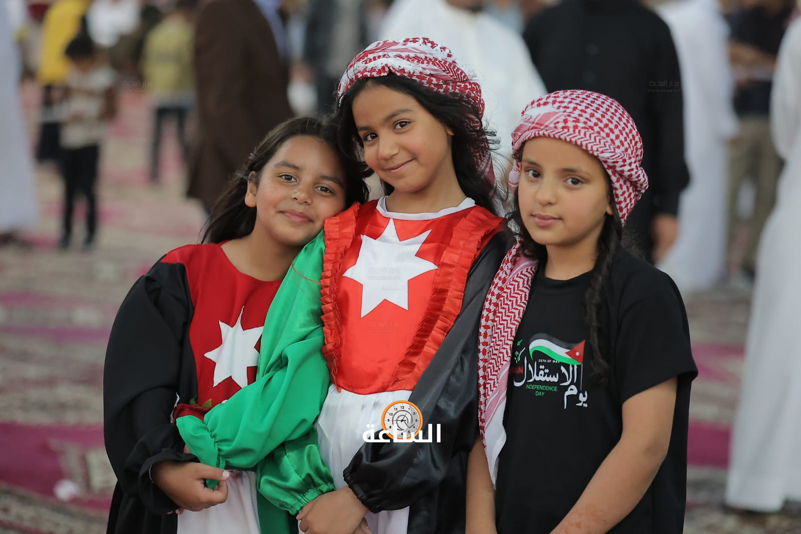 Madar Al-Saa Images 0.4508718775996623