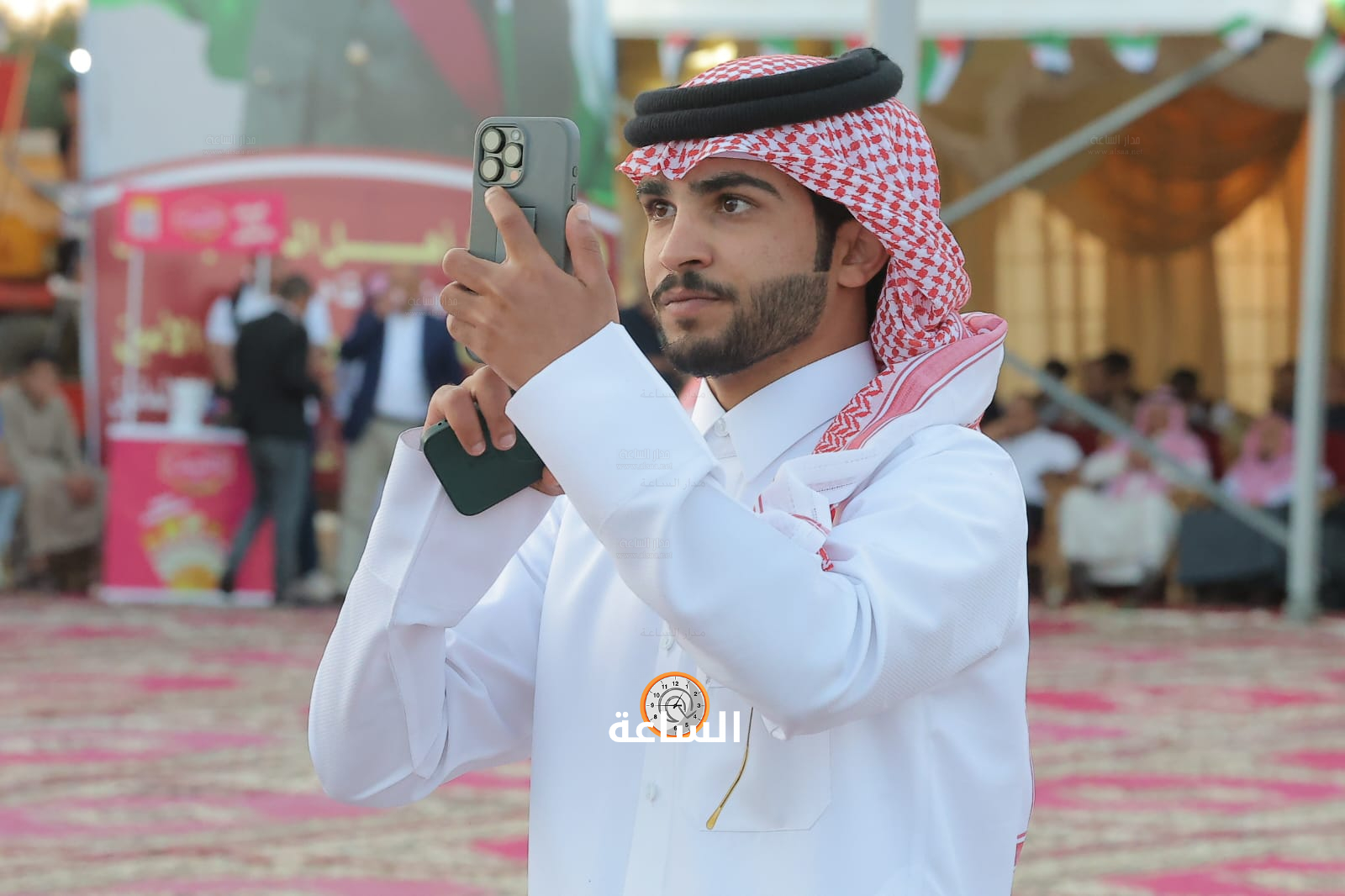 Madar Al-Saa Images 0.6743542023533802