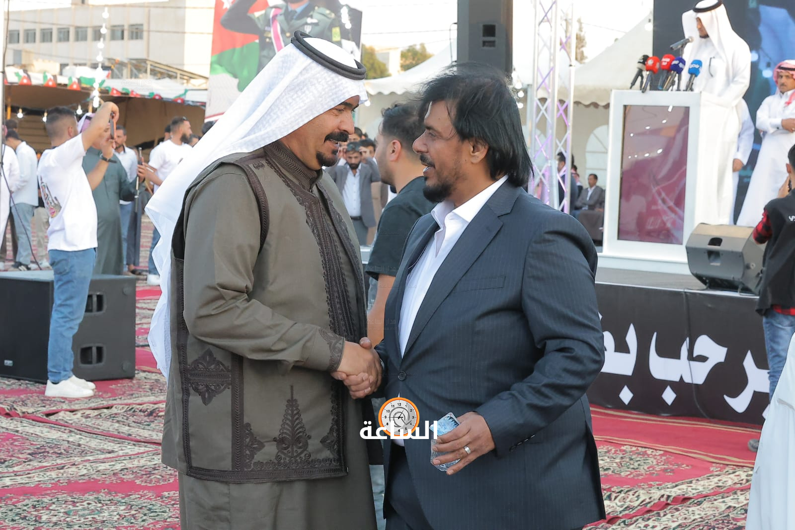 Madar Al-Saa Images 0.43718245383277643
