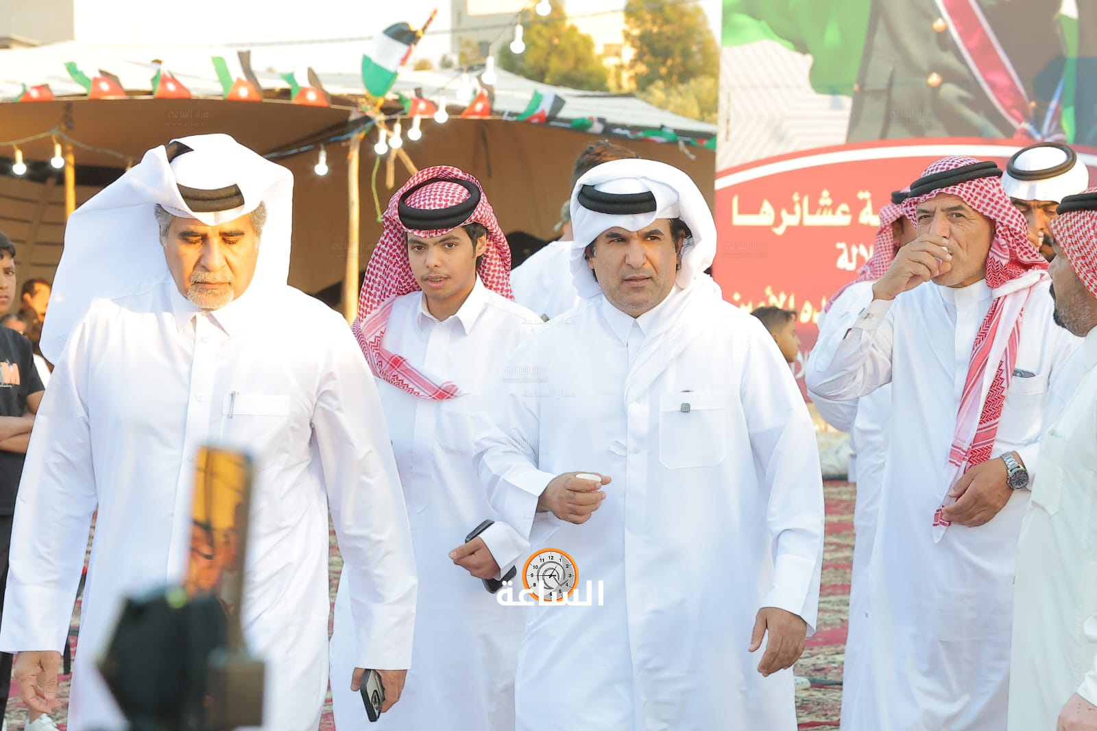 Madar Al-Saa Images 0.36733559983801234