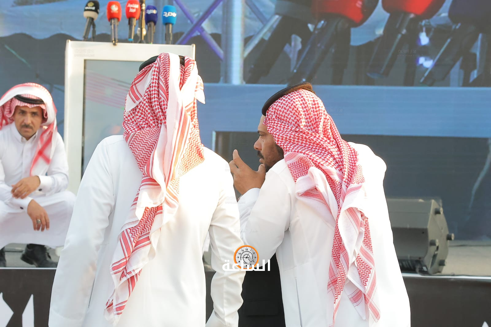 Madar Al-Saa Images 0.2154485039627937