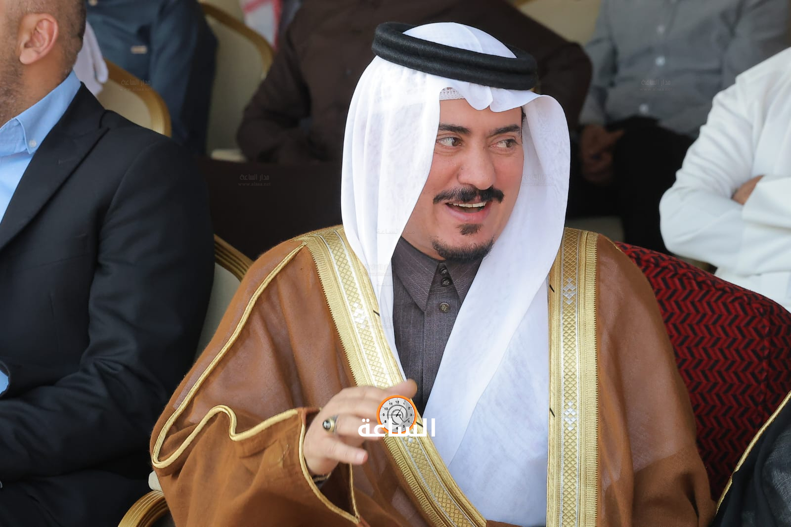 Madar Al-Saa Images 0.823216102654632
