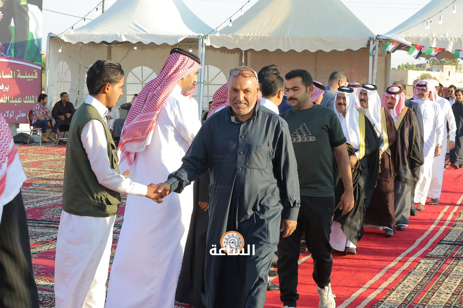 Madar Al-Saa Images 0.43925665476010844