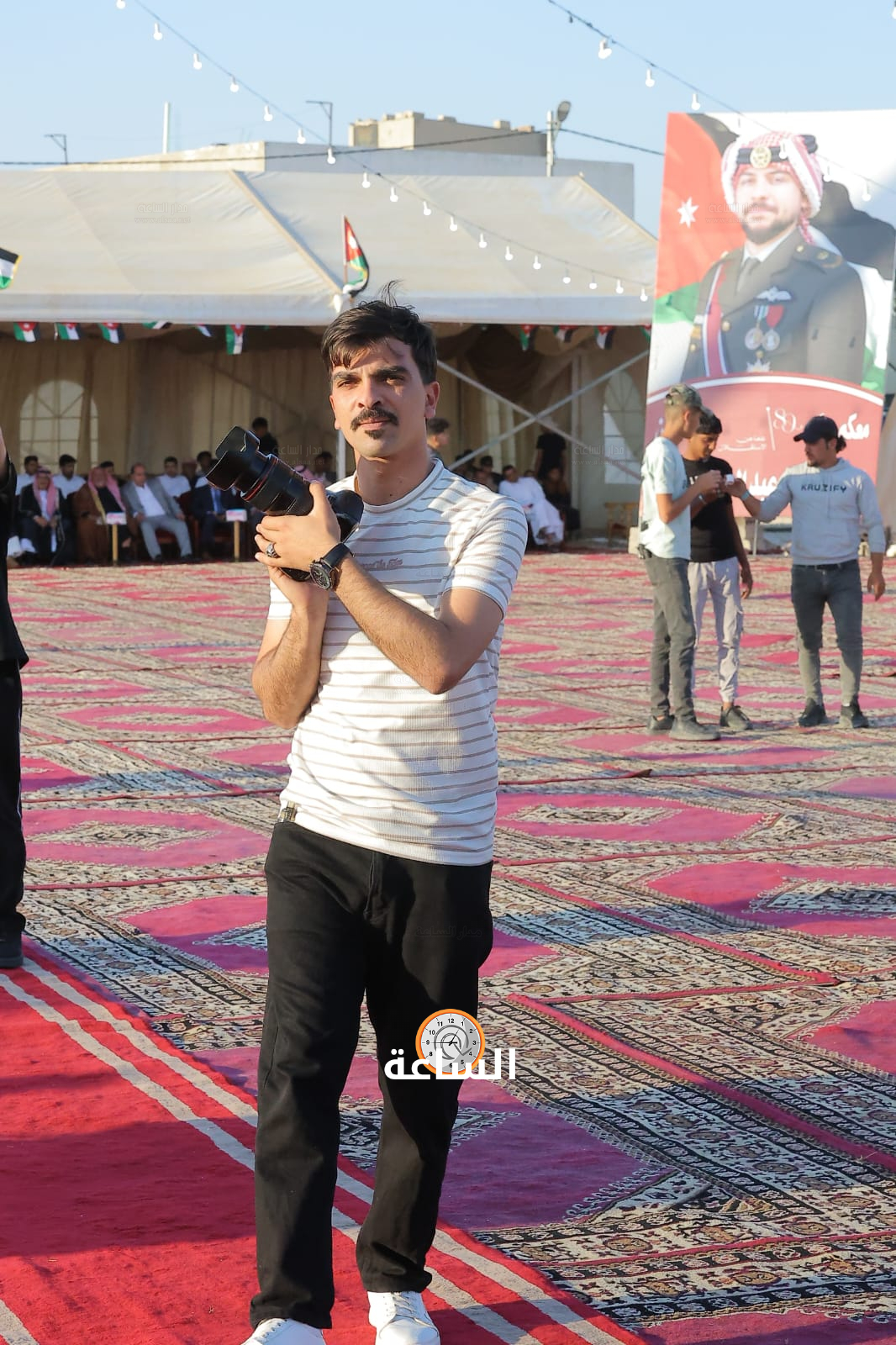 Madar Al-Saa Images 0.3296831290749893