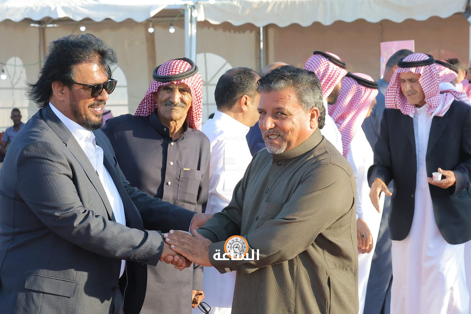 Madar Al-Saa Images 0.1297547384825598