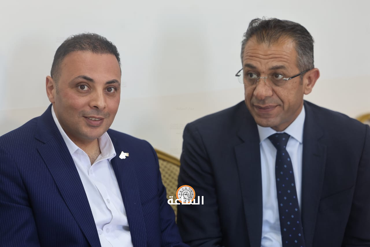 Madar Al-Saa Images 0.2973159341815026