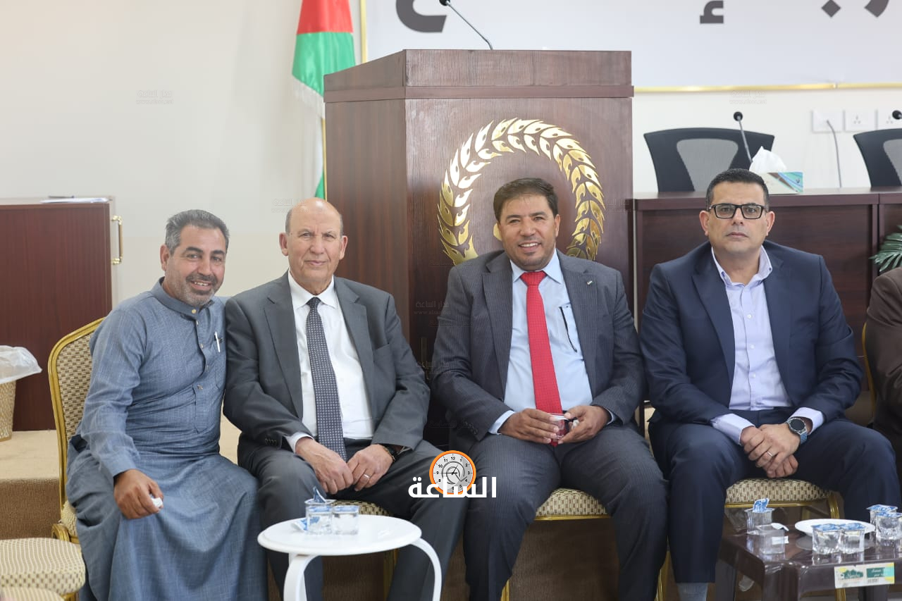 Madar Al-Saa Images 0.7010135110935556