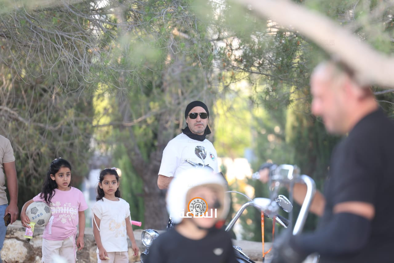 Madar Al-Saa Images 0.472826861801972