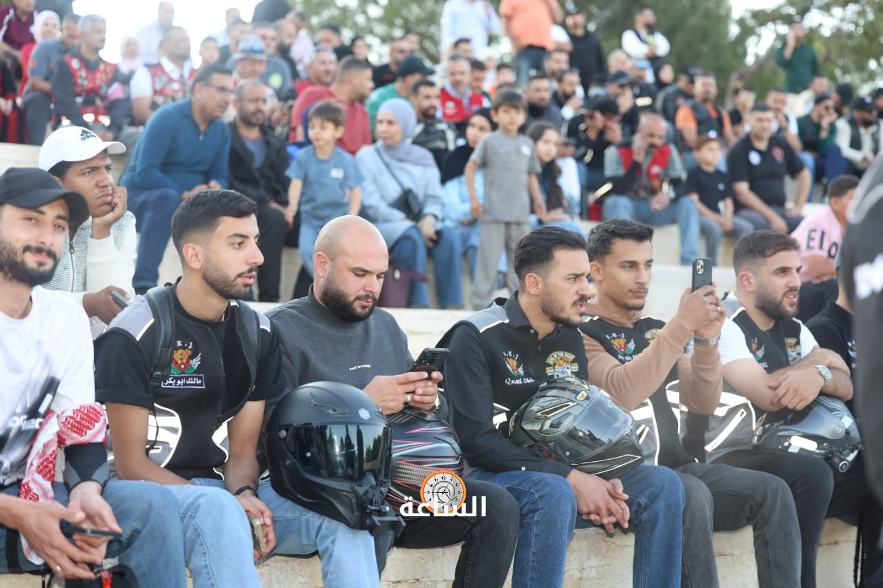 Madar Al-Saa Images 0.7111676189222823