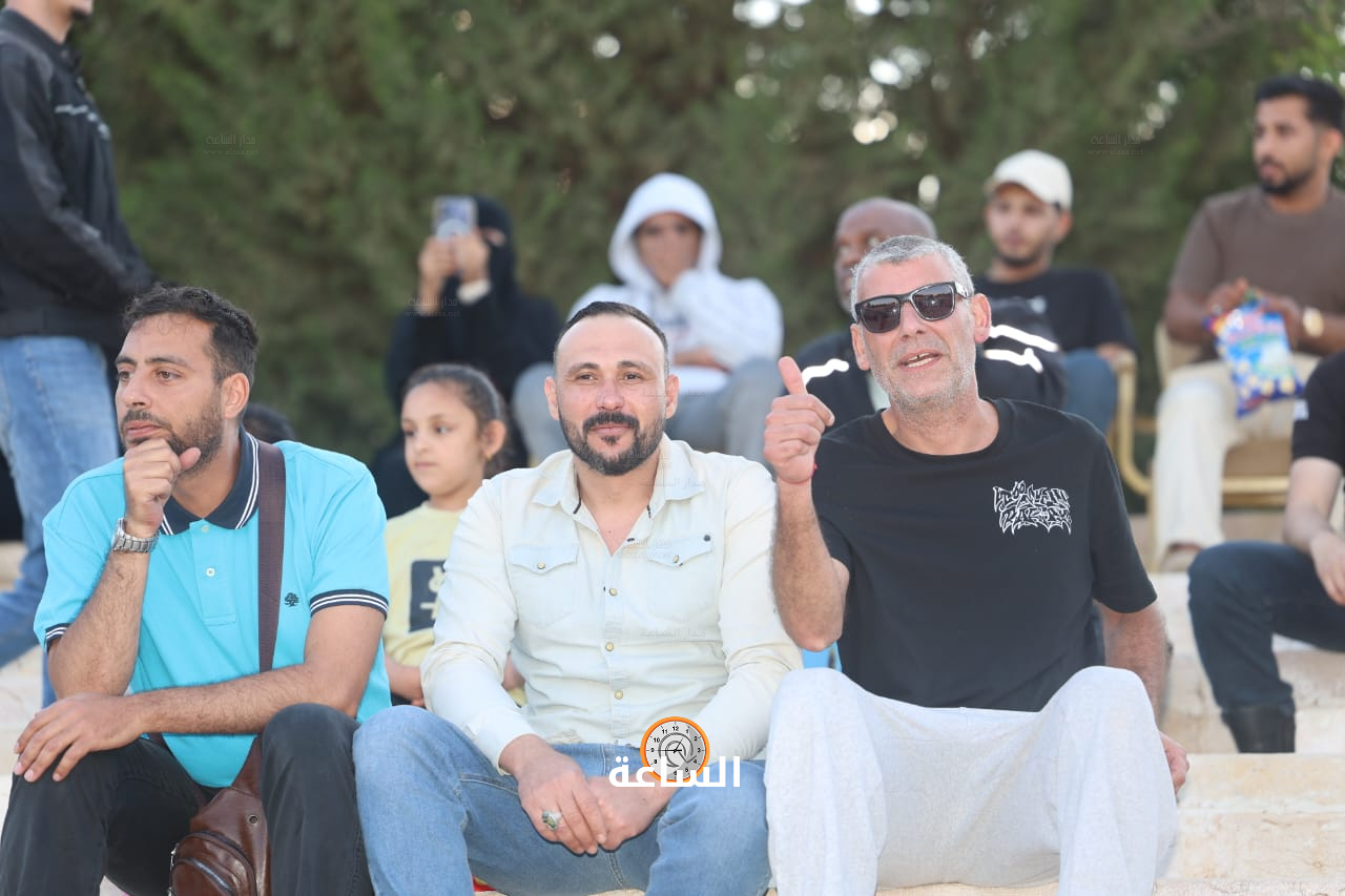 Madar Al-Saa Images 0.37202724971930234