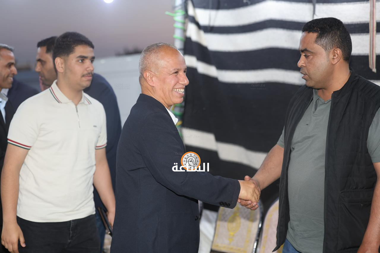 Madar Al-Saa Images 0.9282518770680398