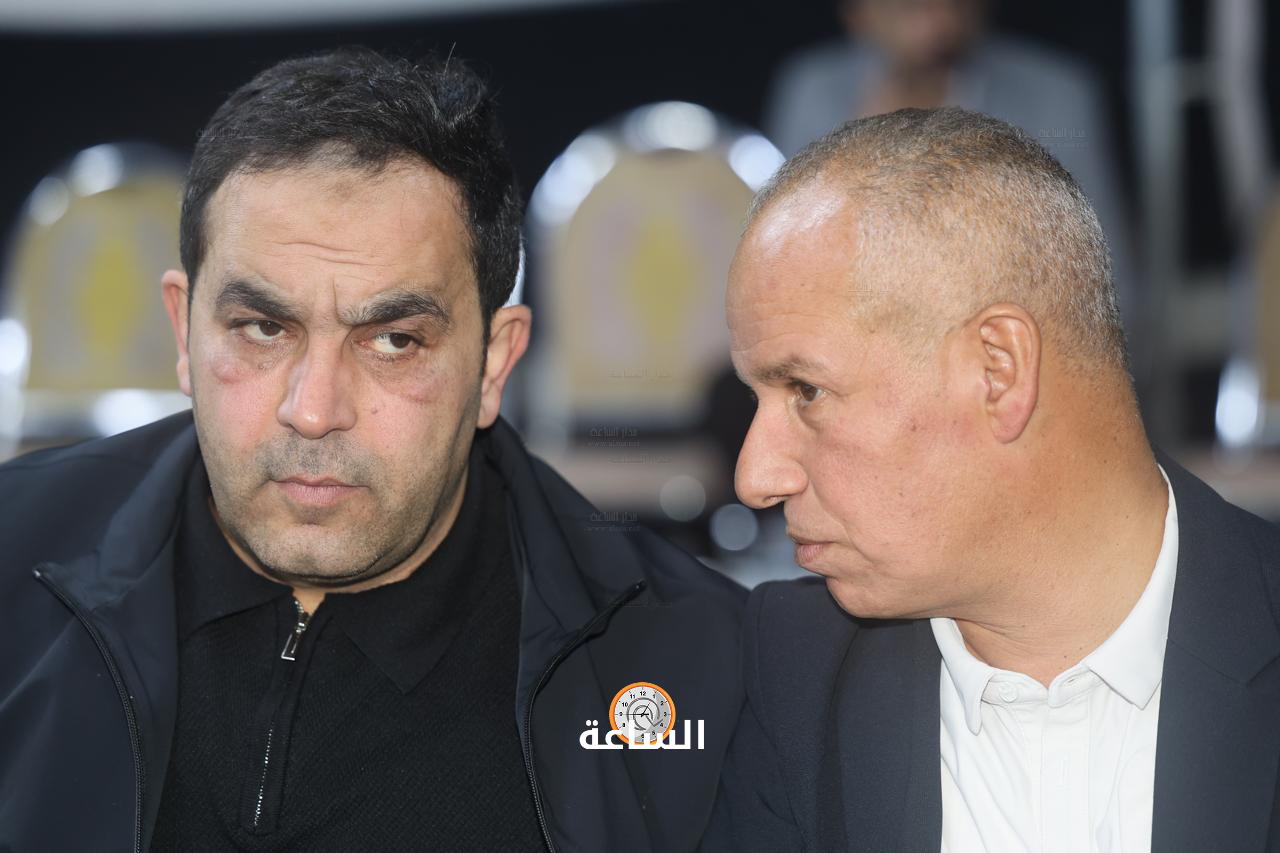 Madar Al-Saa Images 0.49989885972629233