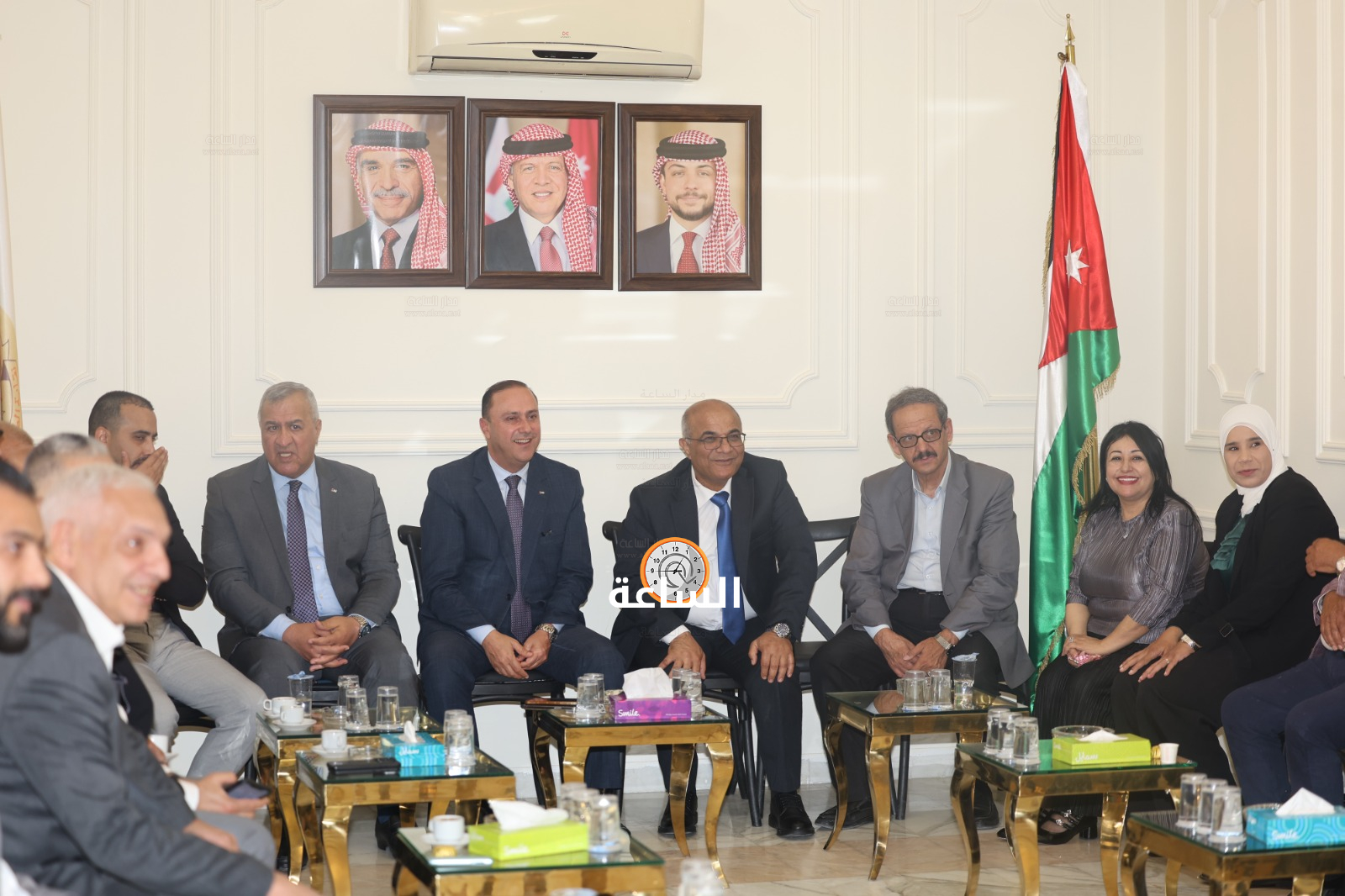 Madar Al-Saa Images 0.49086902459031356