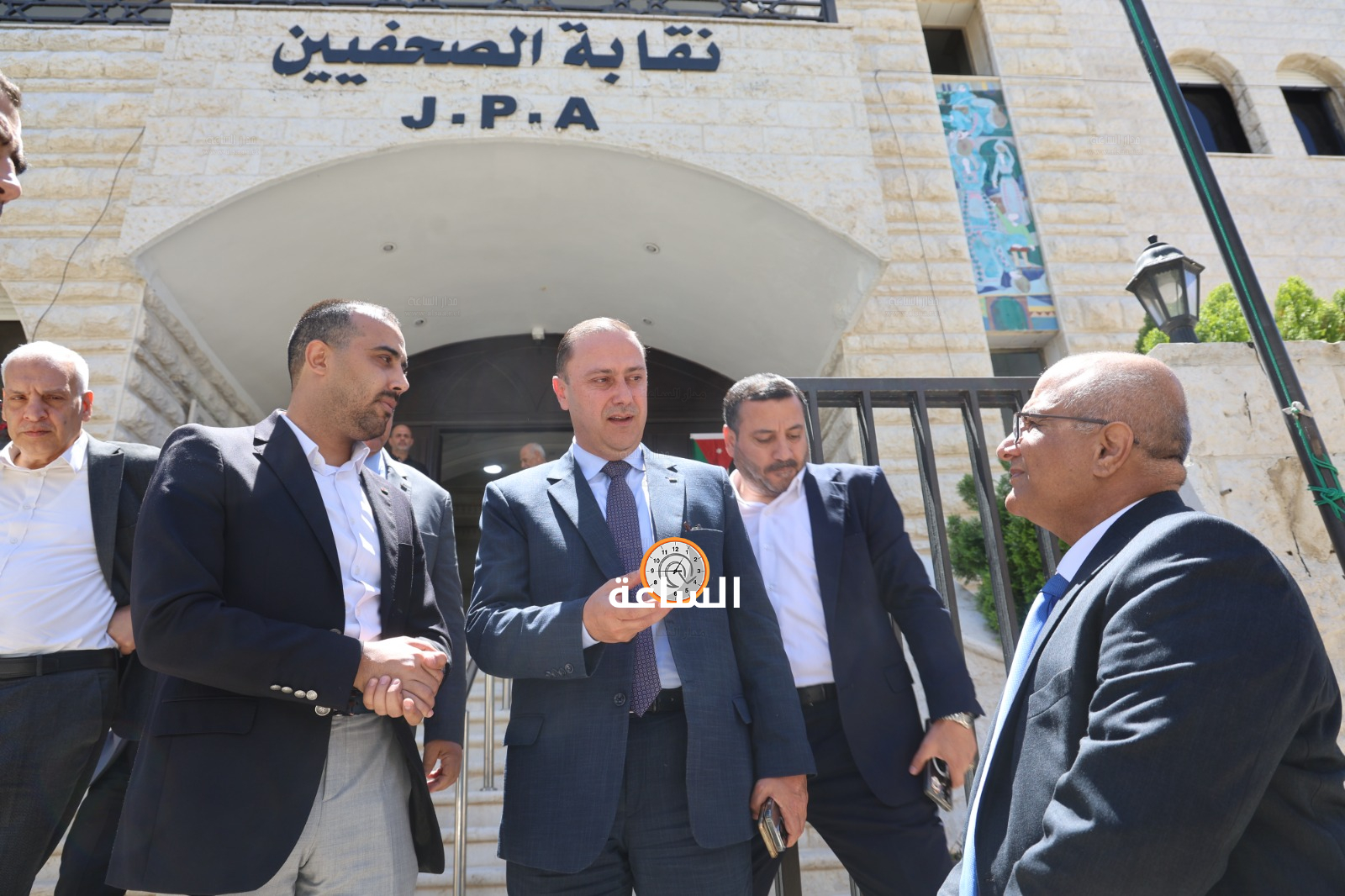 Madar Al-Saa Images 0.24347371827430841