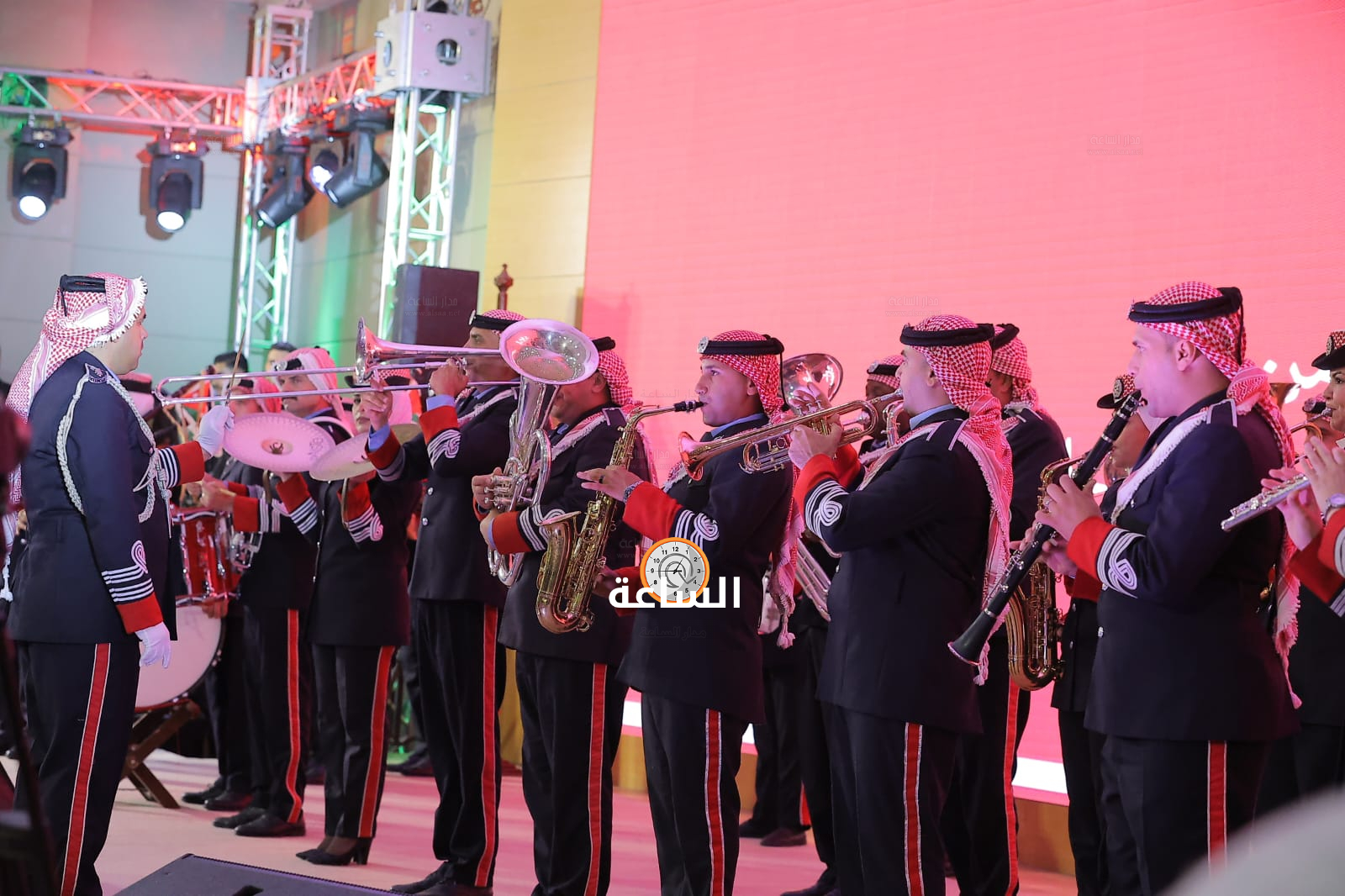 Madar Al-Saa Images 0.5433505489218305