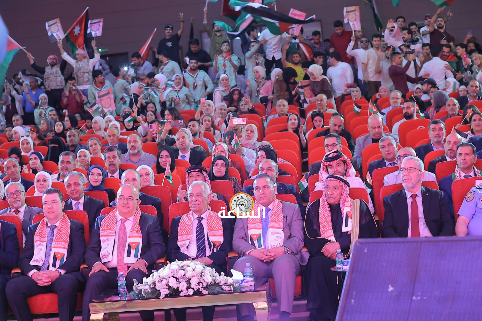Madar Al-Saa Images 0.06747076826249576