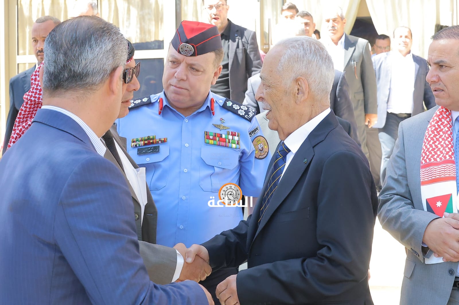 Madar Al-Saa Images 0.10300119707033417