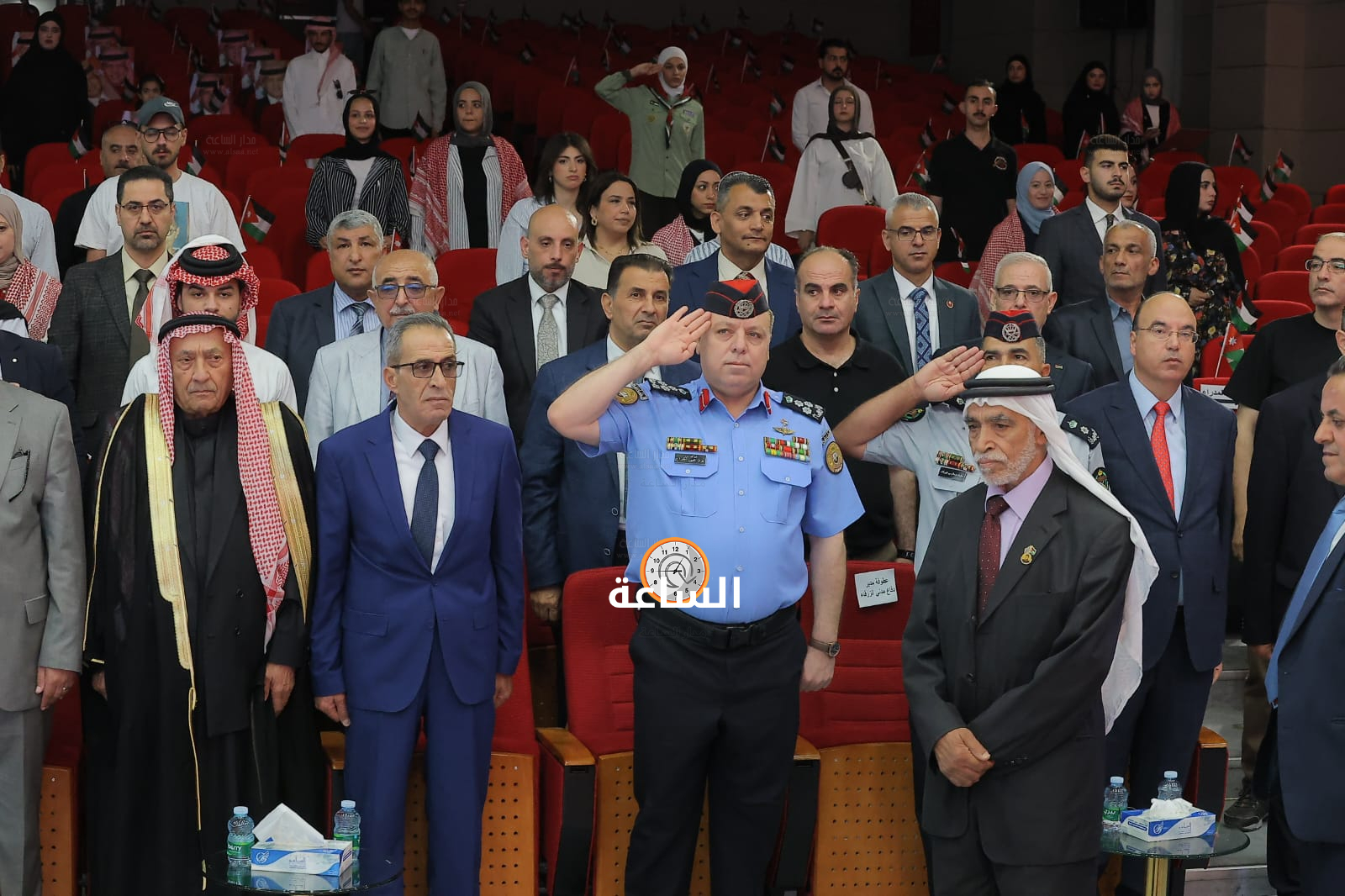 Madar Al-Saa Images 0.4194380430334621