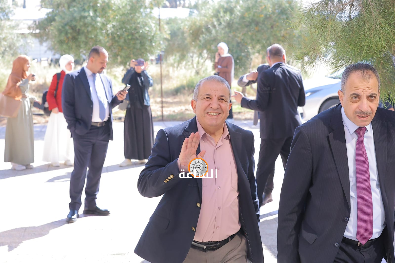 Madar Al-Saa Images 0.24243784148389935
