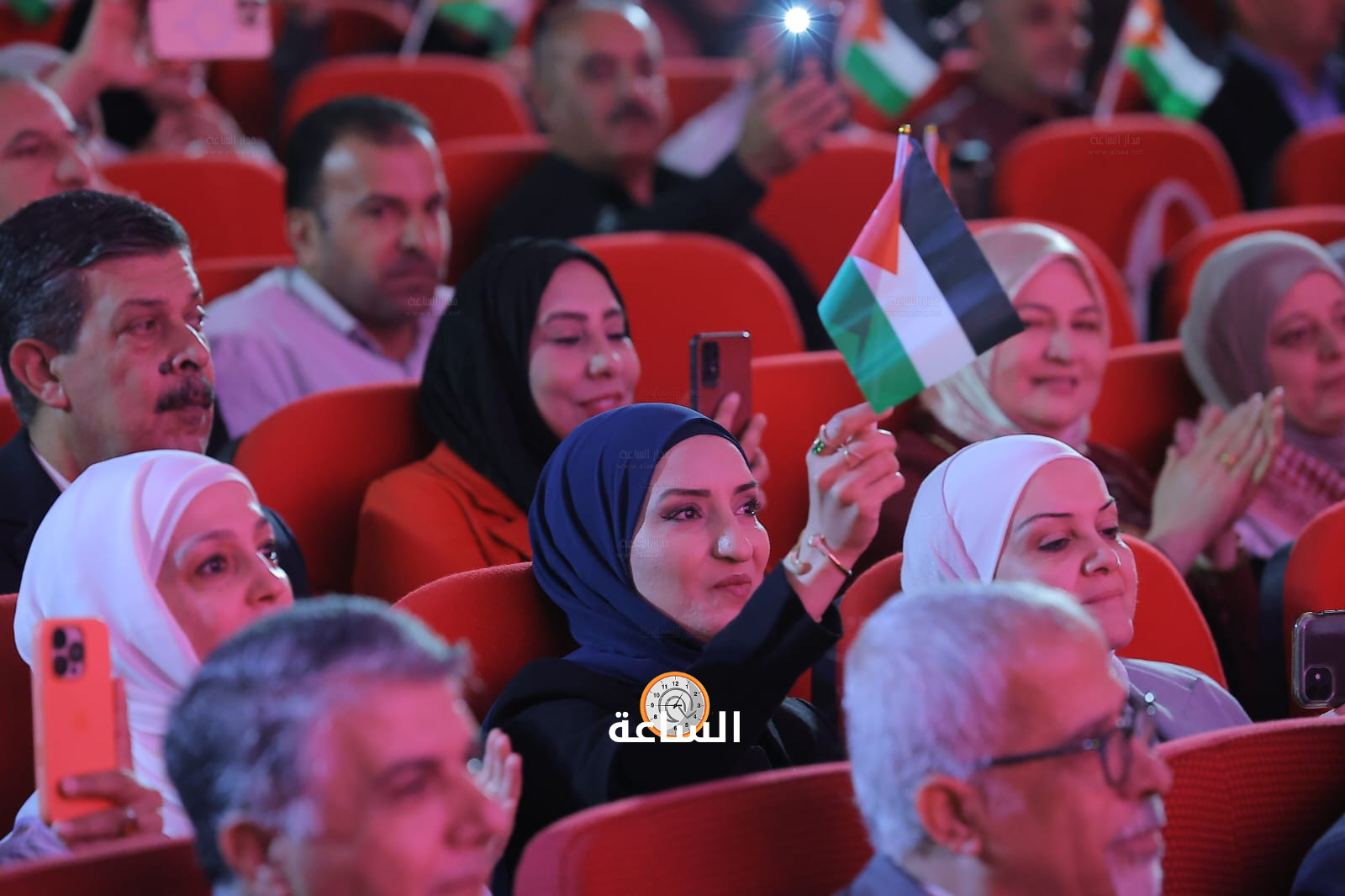 Madar Al-Saa Images 0.7934235677066084