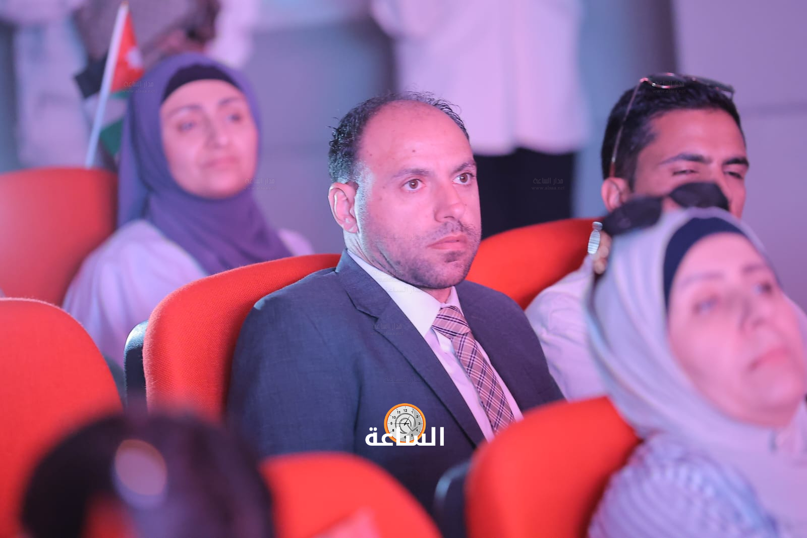 Madar Al-Saa Images 0.7858609838848537