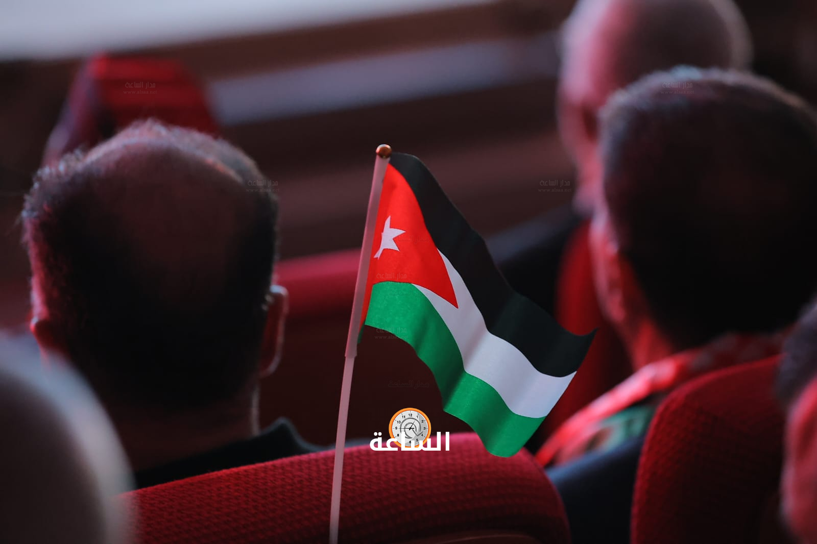 Madar Al-Saa Images 0.34838760293733395