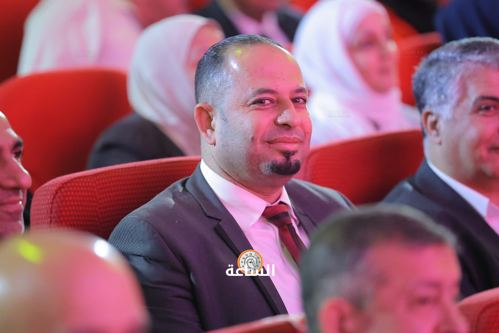 Madar Al-Saa Images 0.3066272789601907