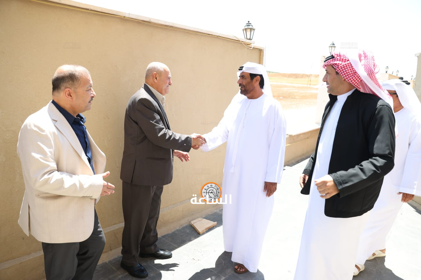 Madar Al-Saa Images 0.19008985385655308
