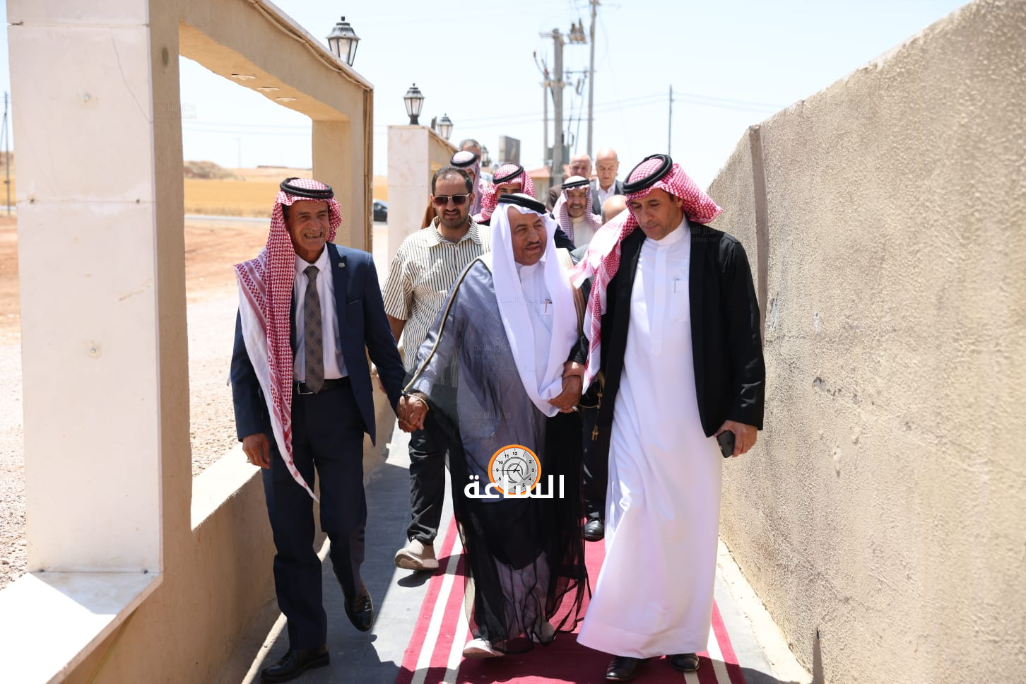 Madar Al-Saa Images 0.42085127023010094