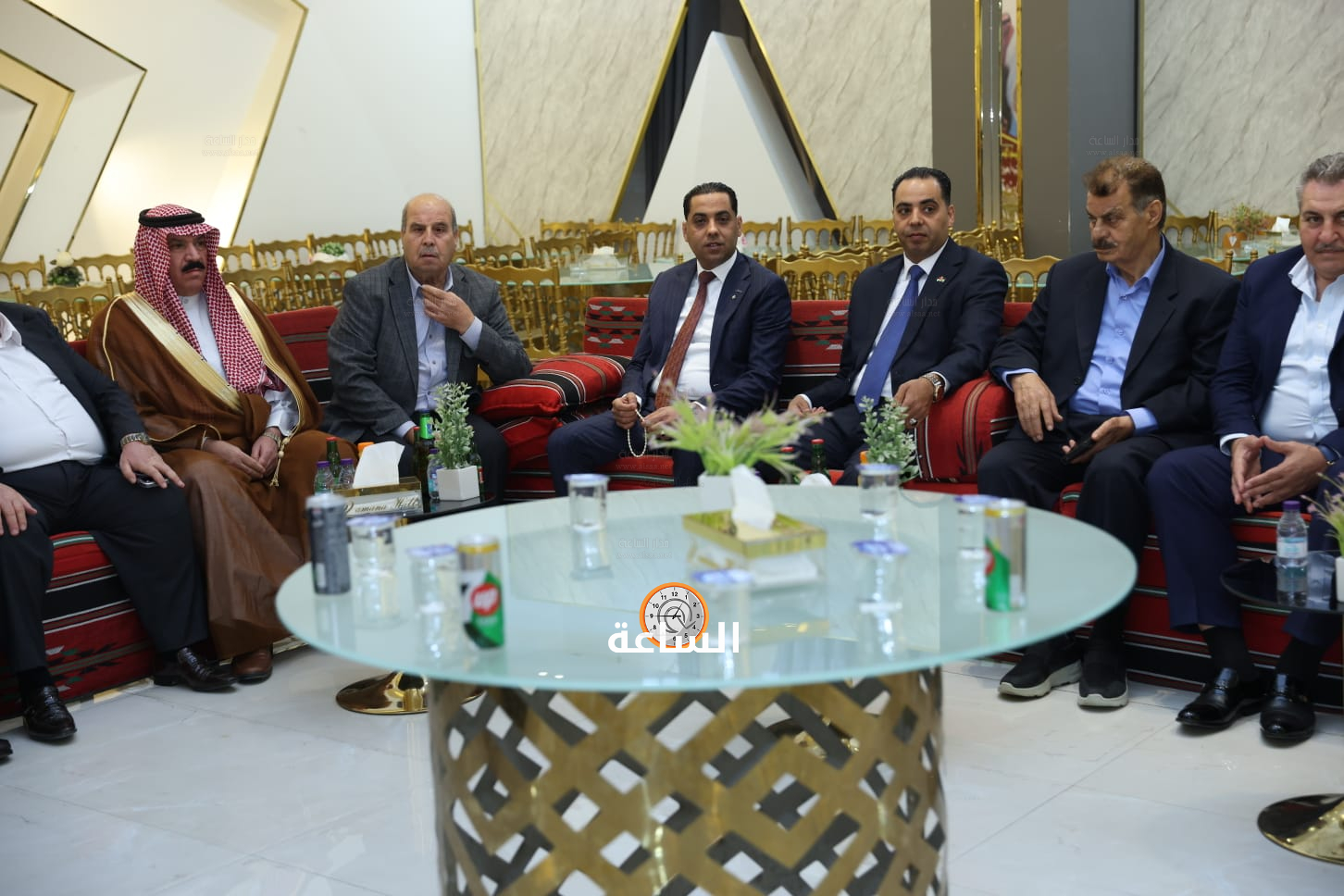 Madar Al-Saa Images 0.9732412610584785