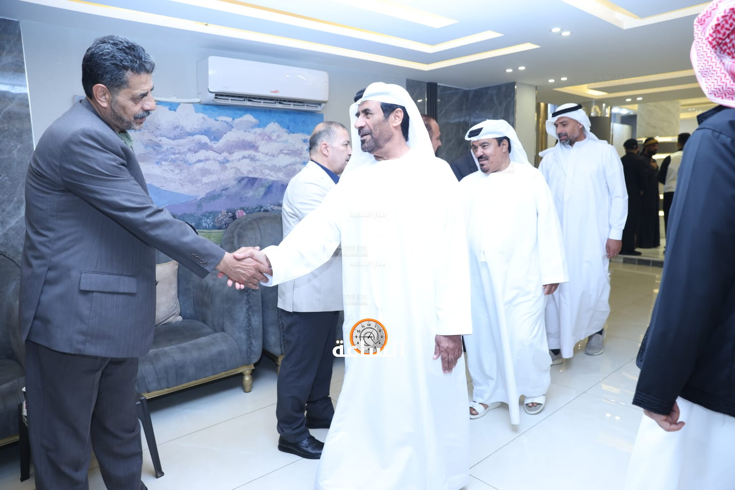 Madar Al-Saa Images 0.7755028826950379