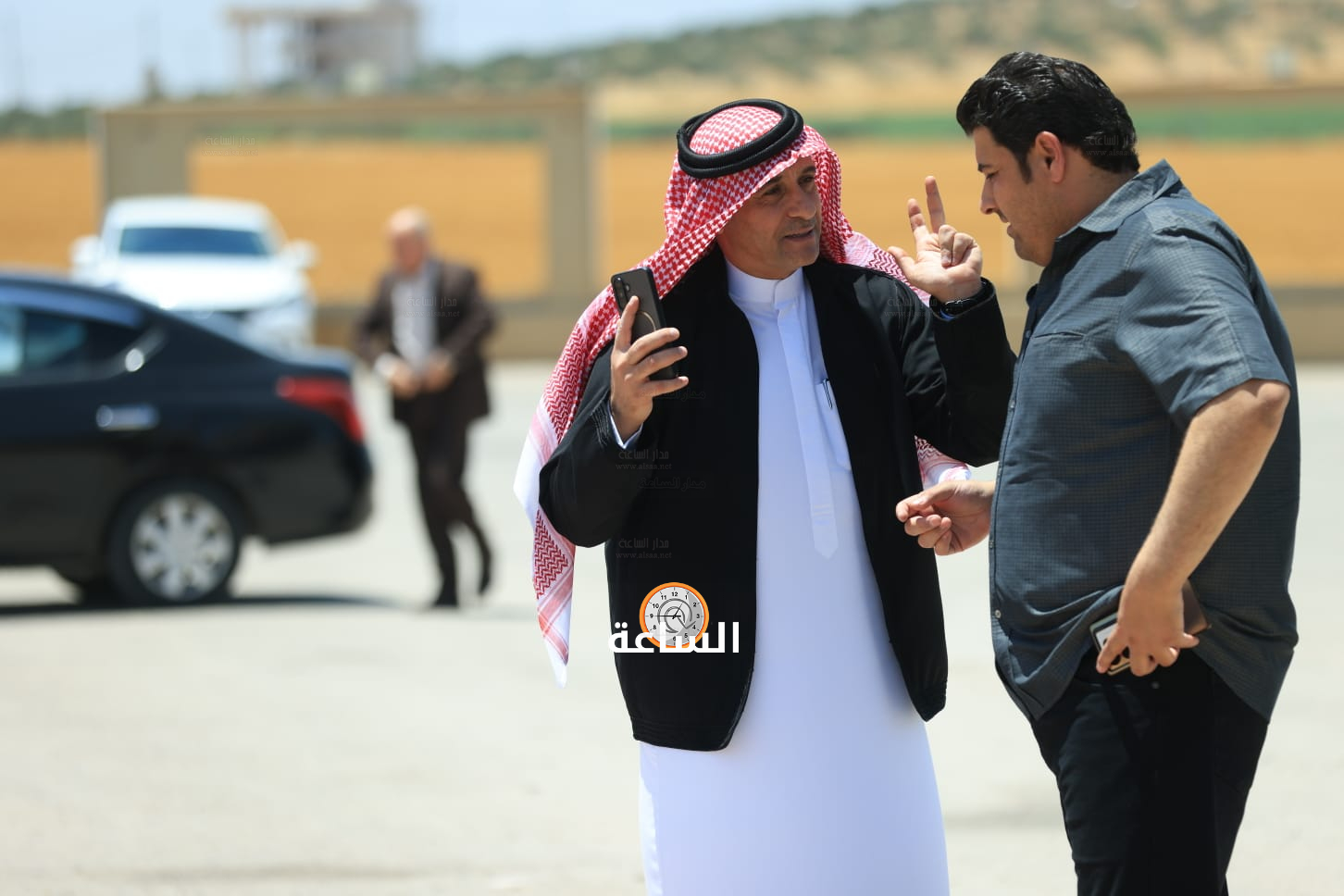 Madar Al-Saa Images 0.14455888863943922