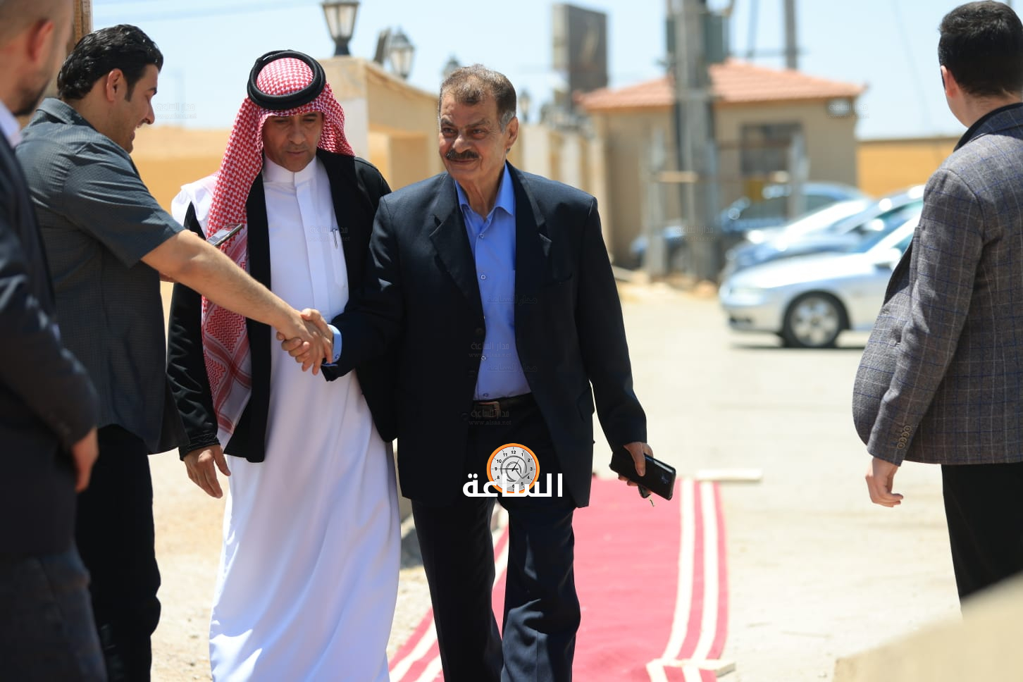Madar Al-Saa Images 0.6927428186747316