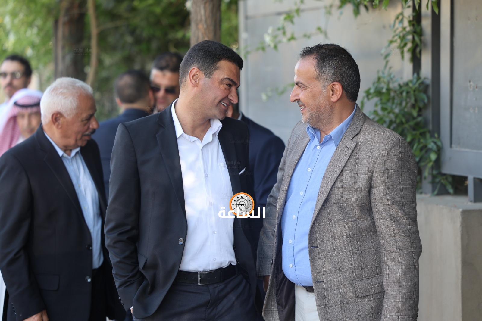 Madar Al-Saa Images 0.3764538180289373