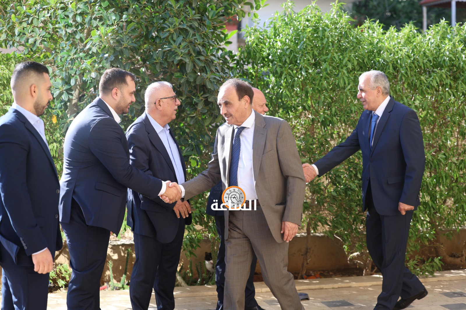 Madar Al-Saa Images 0.7051425242720534