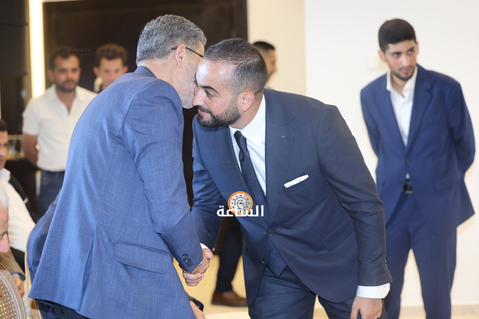 Madar Al-Saa Images 0.4112606260172611