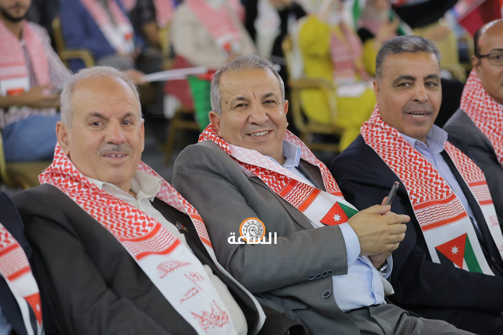 Madar Al-Saa Images 0.3656048492638564